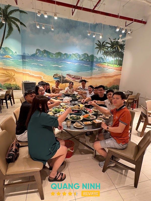 Buffet hải sản Hạ Long Tiến Thịnh Bãi Cháy
