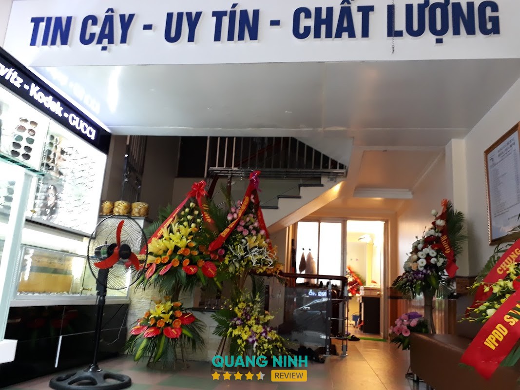 KÍNH MẮT CHÍNH CHANG Hạ Long