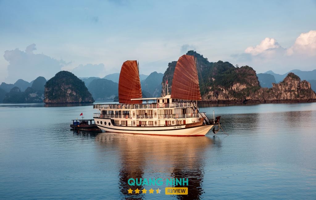 Du Lịch Thăm Quan Vịnh Hạ Long – hình ảnh 2