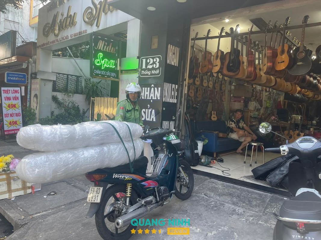 Shop Guitar Quảng Ninh - Nhạc Cụ Minh Đức