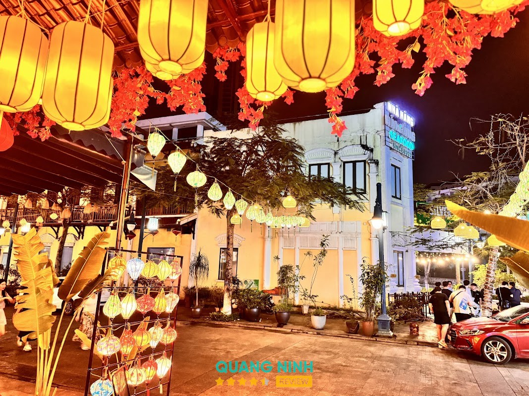 Tiệm Nắng coffee Bán và Cho Thuê Áo Dài Đồ Đi Biển – hình ảnh 3