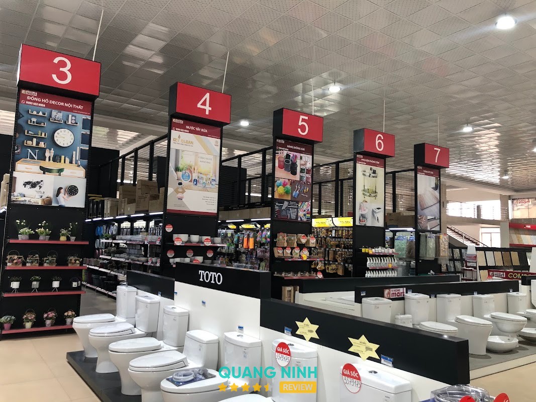 Các mặt hàng được trưng bày tại VHOME mart Quảng Ninh