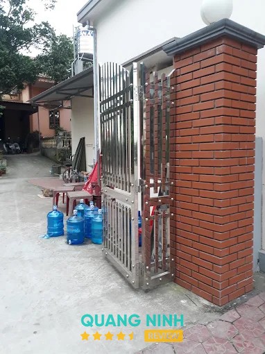 Mẫu cửa nhôm tại cơ sở Trương Ngợi Quảng La