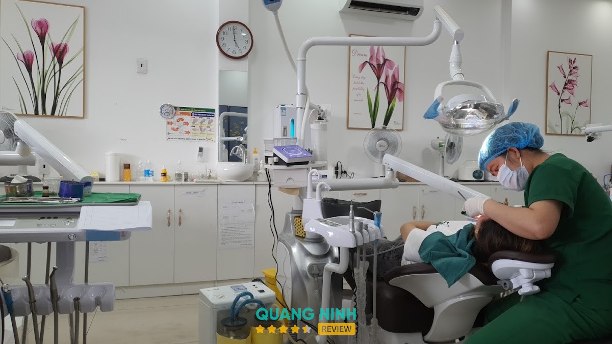 Nha Khoa Quốc Tế Green - khám răng cho bé