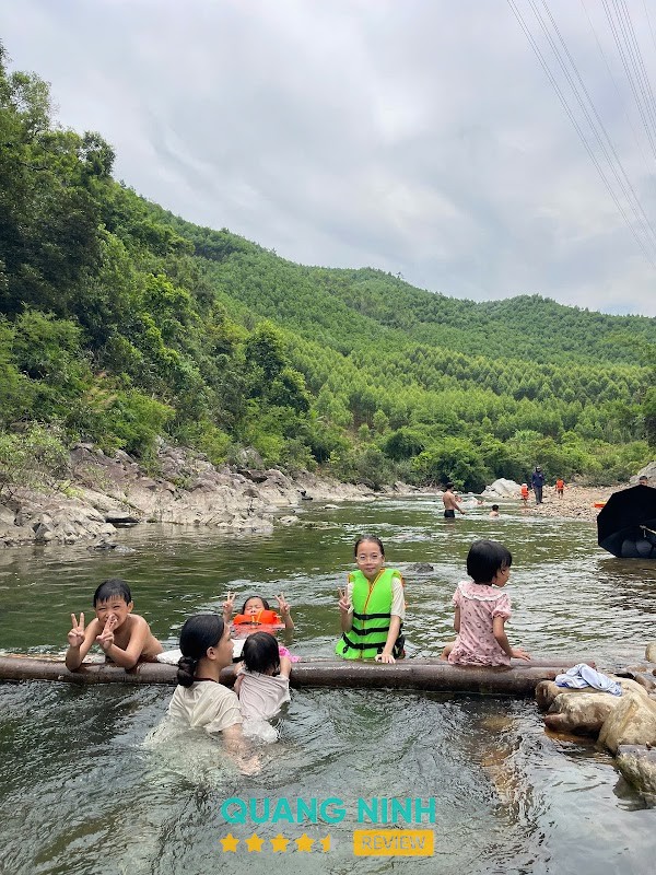 Dòng Thuyền CamPing – hình ảnh 1