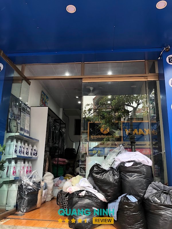 Giặt Là Sạch Cộng tại 710 Hạ Long, Bãi Cháy