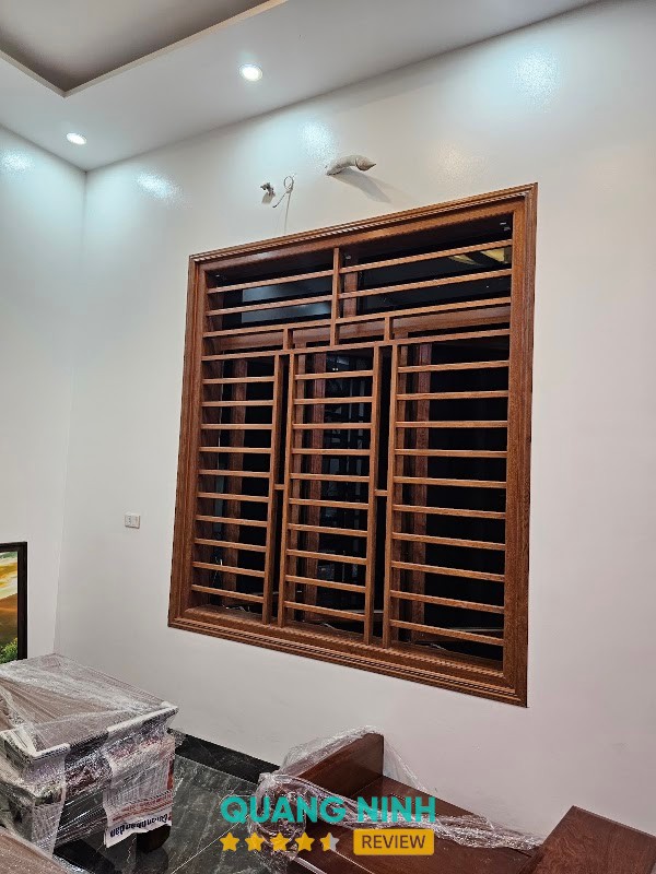 Sản phẩm gia công sắt inox và kính tại Móng Cái