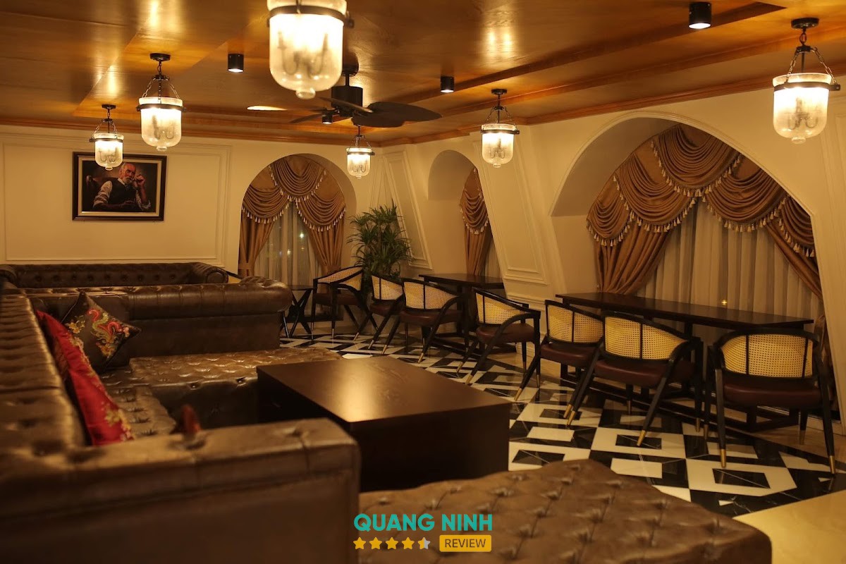 Không gian Nam Khánh Hotel Đông Triều
