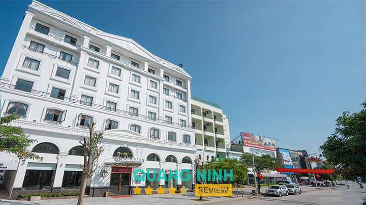 Grand Mong Cai Hotel ở Móng Cái