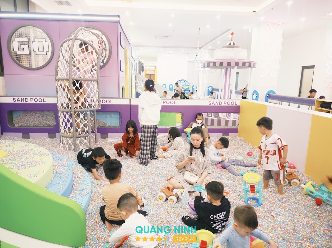 Khu Vui Chơi Yux Móng Cái