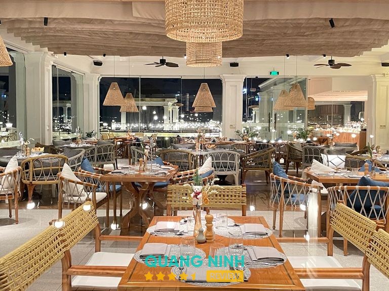 Pavilion Restaurant Quảng Ninh
