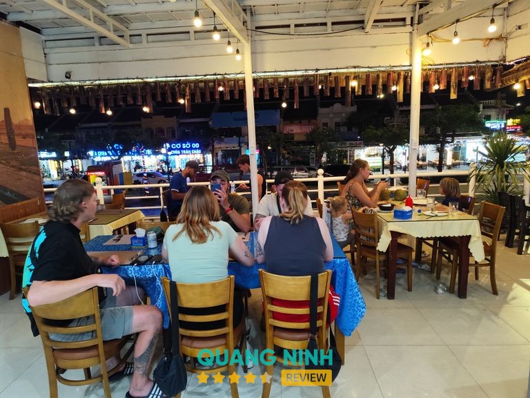 Indian Master Food Halal Restaurant tại Bãi Cháy