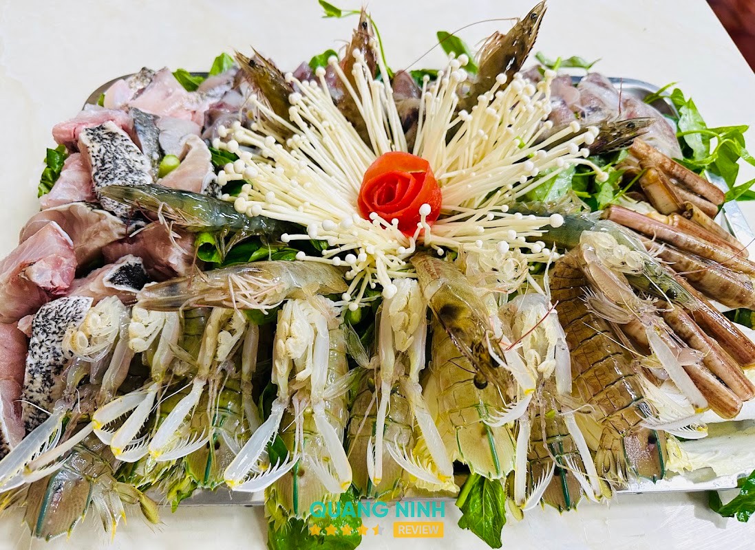 Nhà hàng Thiên Hương 2 - Hải sản tươi sống - Cơm bình dân - Bún Cù Kỳ - Xôi chả mực đặc sản Hạ Long, Bia Hơi Hạ Long – hình ảnh 3