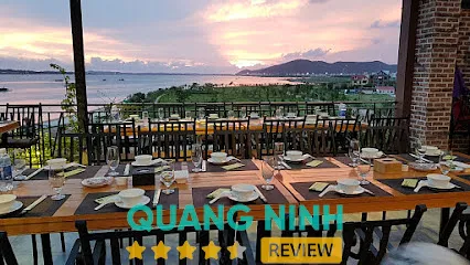 Nhà hàng Ngọc Phương Nam: Đỗ Sĩ Họa, P. Bãi Cháy