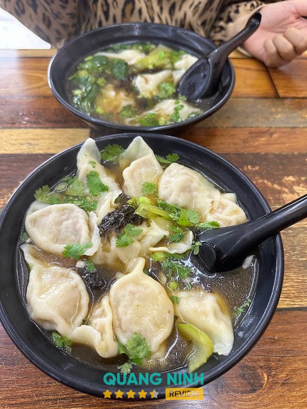 Không gian Tiệm Mỳ Hồ Lô 88