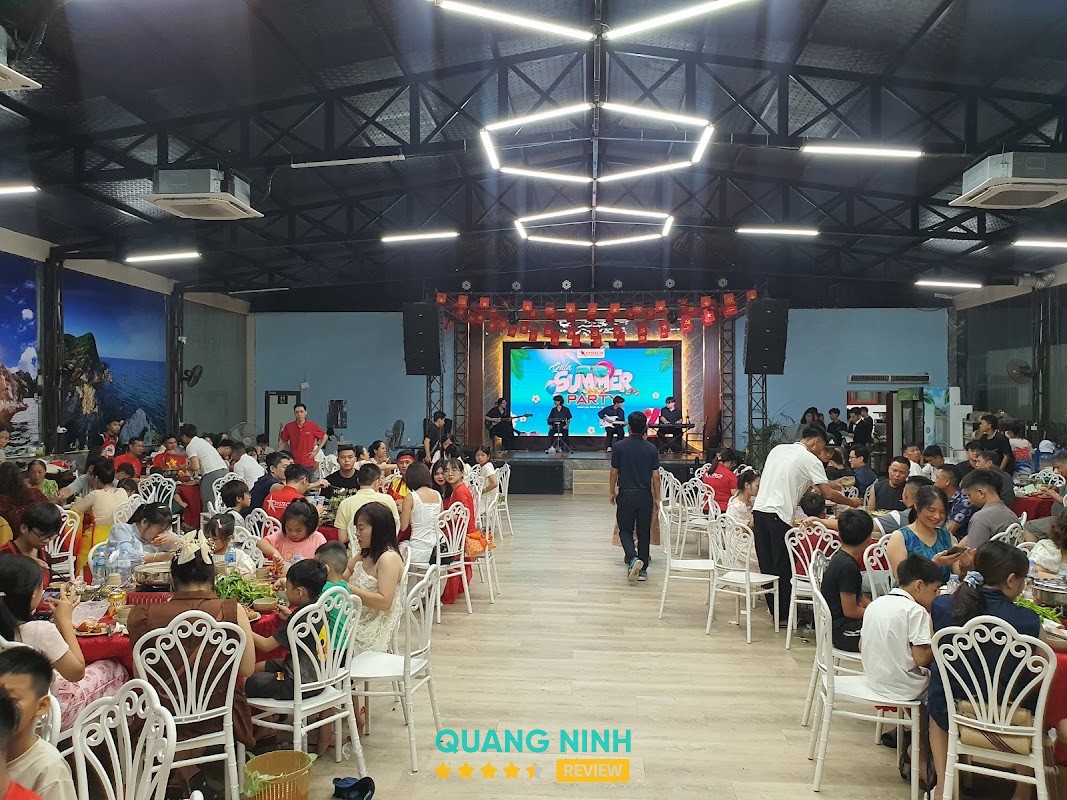 Nhà hàng San Hô Đỏ Vân Đồn