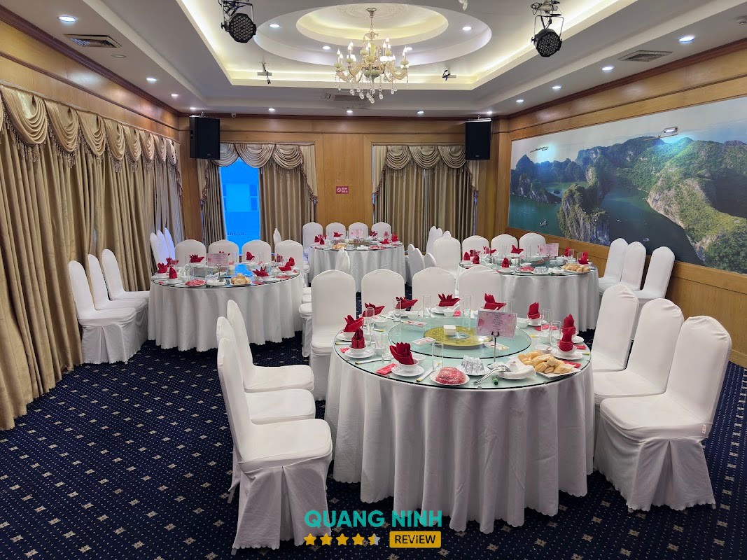 Nhà Hàng Hạ Long Center (Happy Marina Cũ) – hình ảnh 3