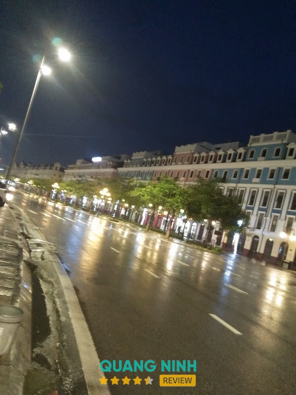 Nhà Hàng Trung Quốc Quan Hải Lầu Quảng Ninh