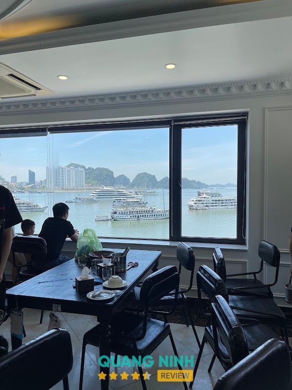Không gian Vịnh Seafood Restaurant