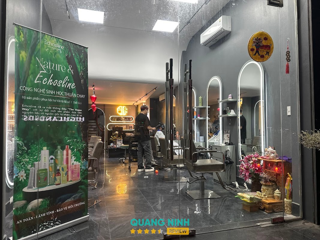 Salon Quyền Linh – hình ảnh 2