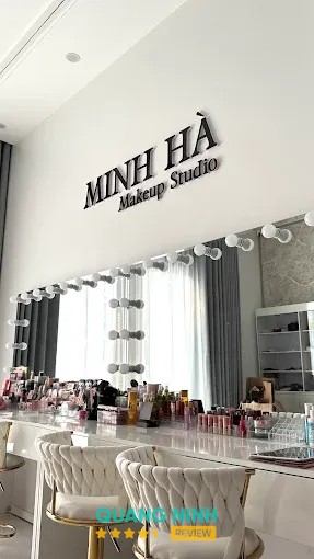 Minh Hà Makeup Studio & Eyelash tại Móng Cái