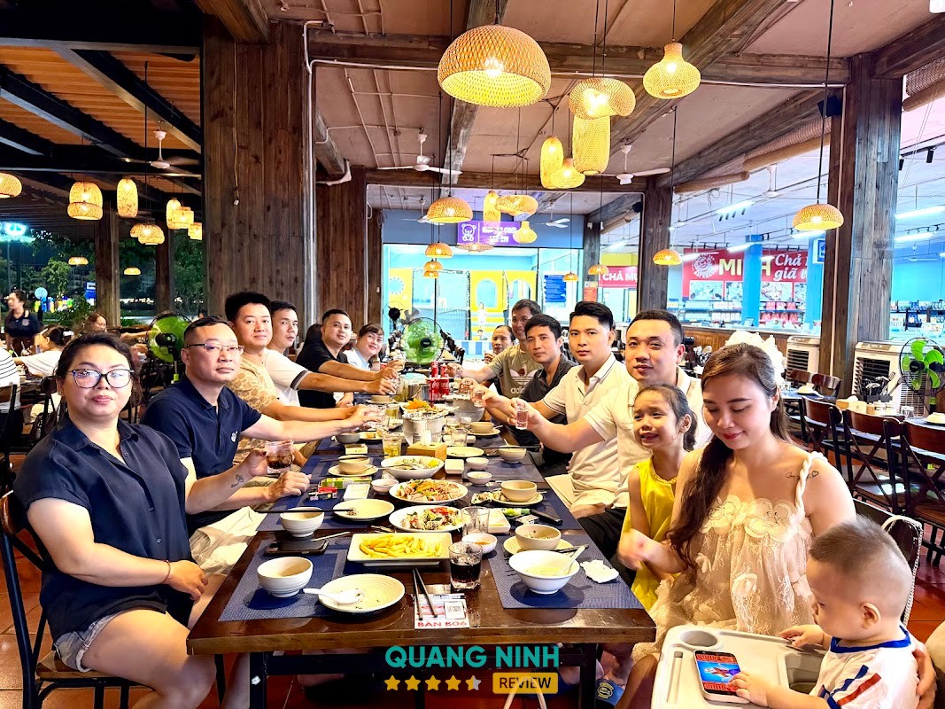Vựa Hải Sản Bãi Cháy