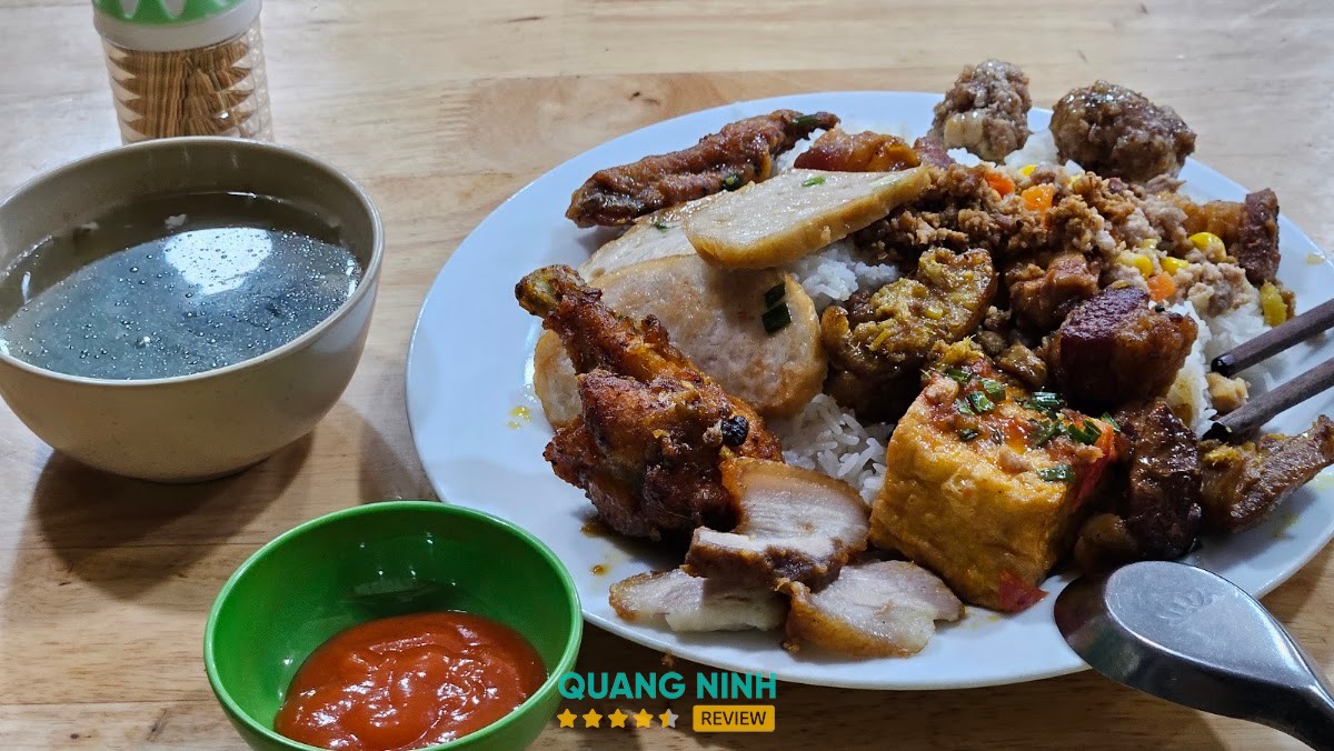 Cơm Sạch Tự Chọn Uông Bí - Cơ Sở 2