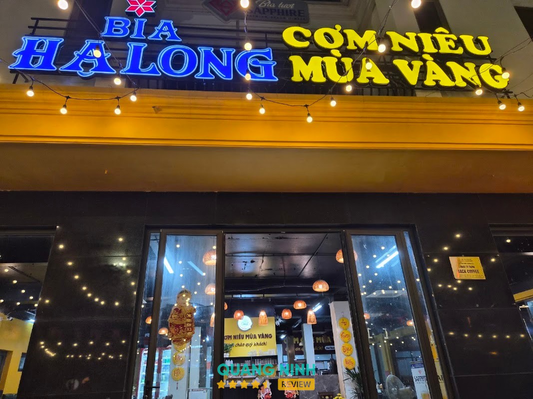 Cơm Niêu Mùa Vàng – hình ảnh 1