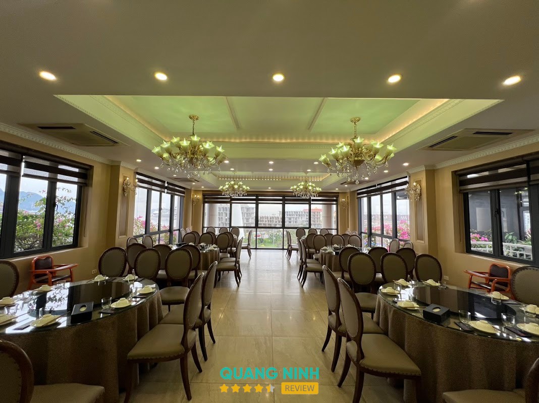 Nhà hàng Hồng Hạnh 3 tại Hạ Long