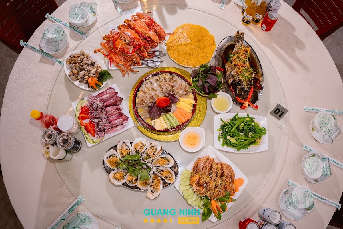 Hải sản tại Nhà Hàng Cổ Dương Móng Cái