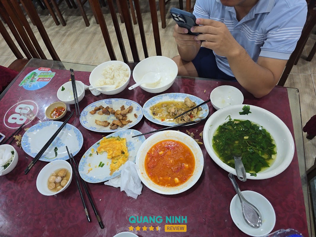 Nhà Hàng Vân Anh - hình ảnh 3