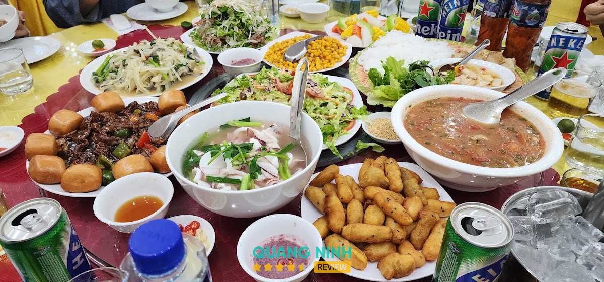 Không gian Nhà Hàng Điệp Hậu Uông Bí