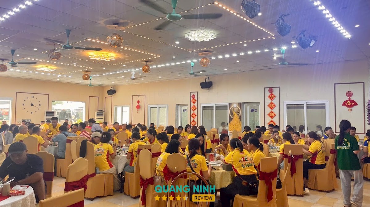 nhà hàng phố biển Vân đồn hình ảnh 2