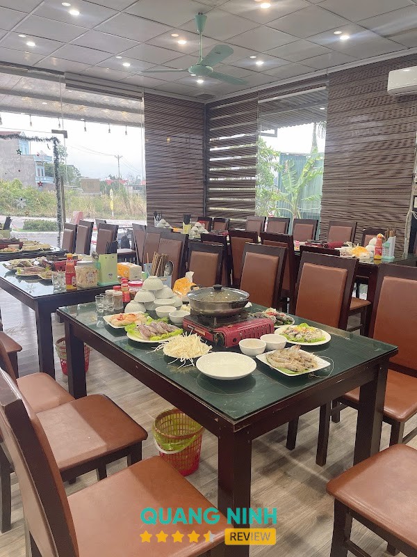 CƠM NGON HẰNG NGA- Phương Đông- Vân Đồn Vân Đồn