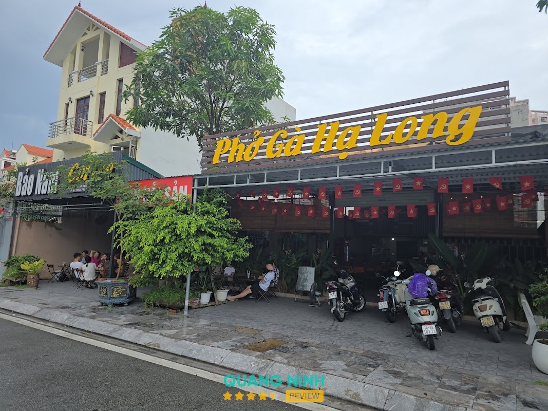 Phở Gà Hạ Long