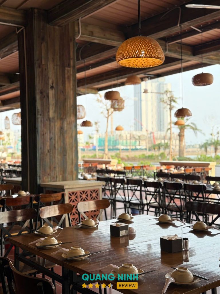 Vựa Hải Sản Bãi Cháy Hạ Long