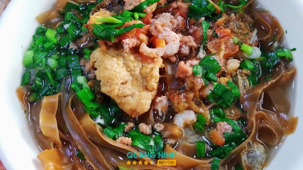 Bánh Đa Cua Bà Thanh - bát bánh đa