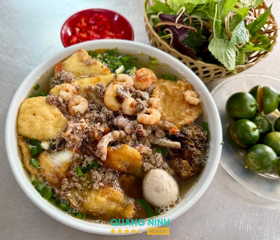 Bánh Đa Cua Bà Thanh - topping