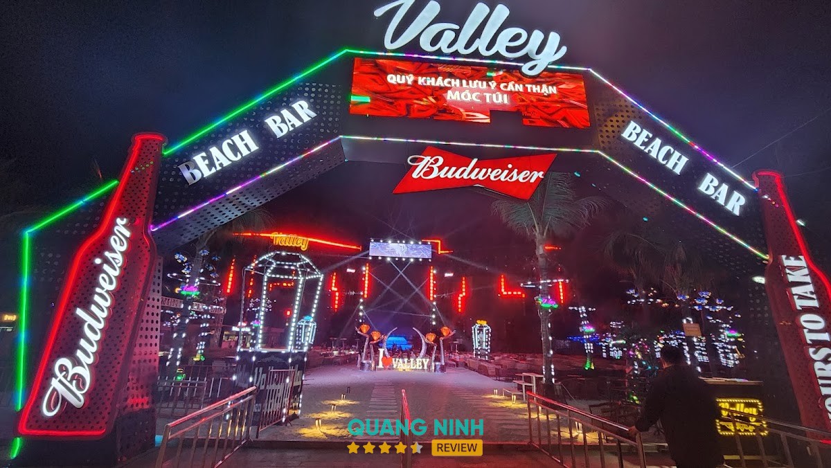 VALLEY Beach Club Bãi Cháy