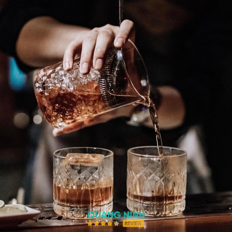 Không gian Sixteen Saloon Móng Cái – hình ảnh 2