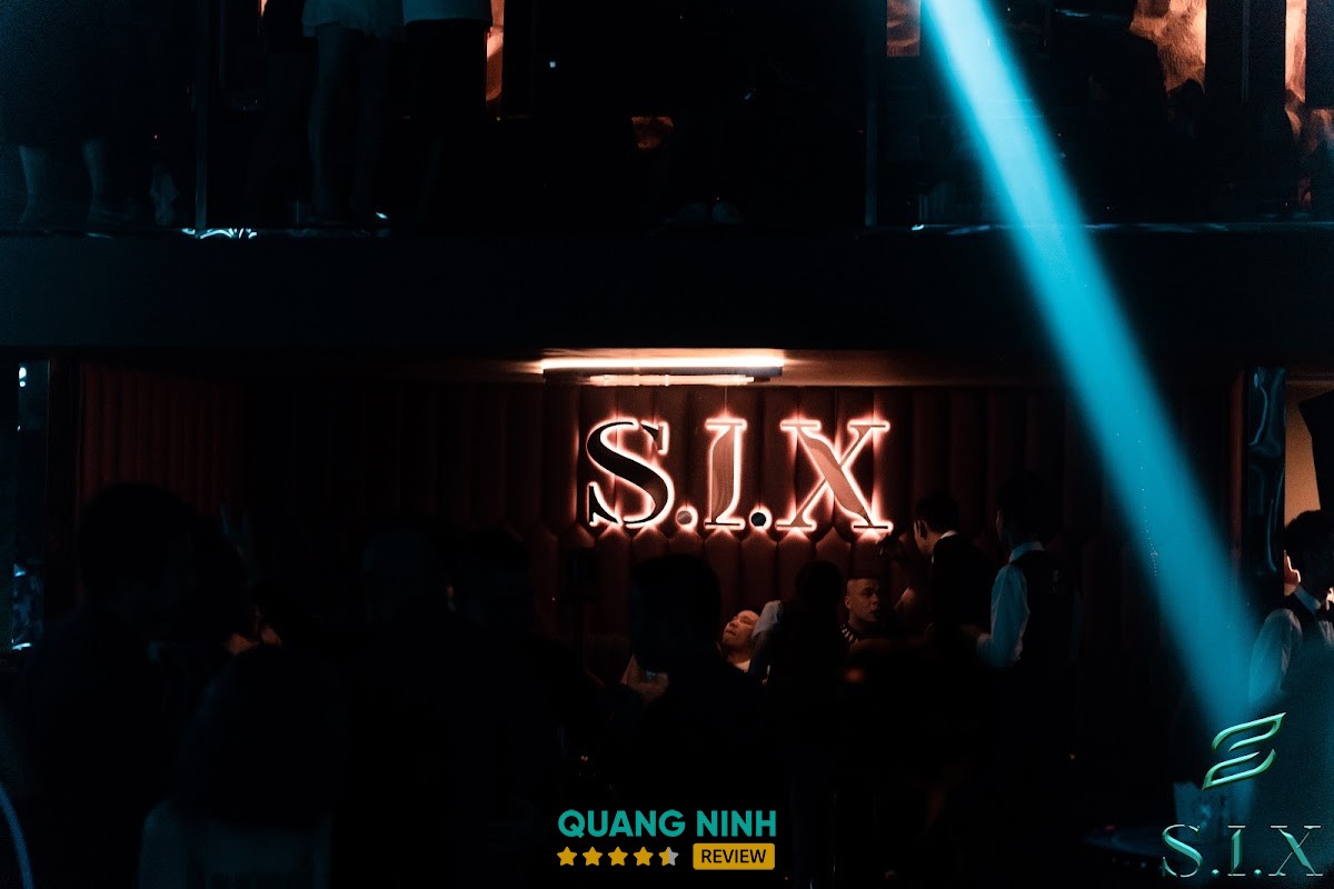 Không gian ánh sáng SIX CLUB – hình ảnh 2