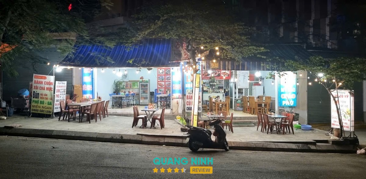 Bánh đa hải sản tại Thạch Phượng