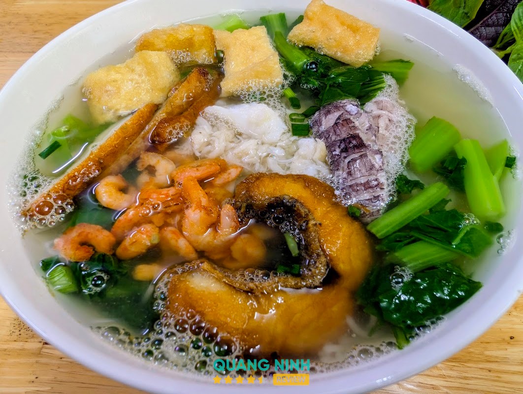 Các loại topping tại Bún Cù Kỳ Giếng Đồn