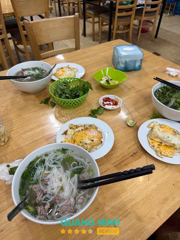 Phở gà Hà Nội - Bún hải sản cù kì – hình ảnh 2