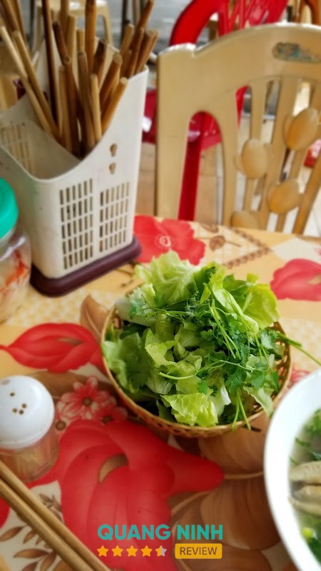 Bún hải sản Yến Yến Uông Bí
