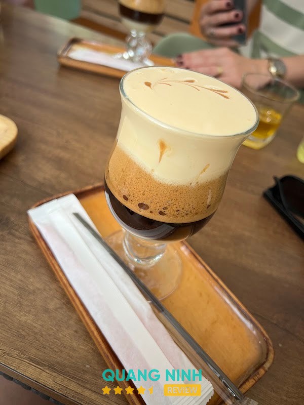 StarBay Coffee Shop - quán cà phê đẹp