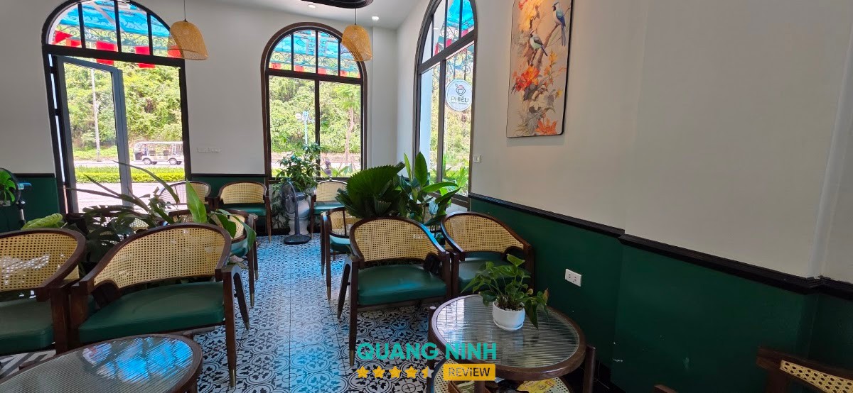 Phiêu Coffee & Tea - quán cà phê ở Bãi Cháy