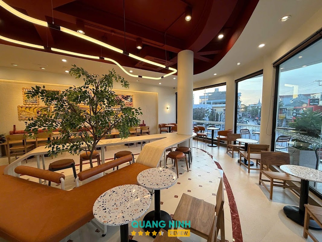 Highlands Coffee Quang Yen Post Office QN Quảng Yên
