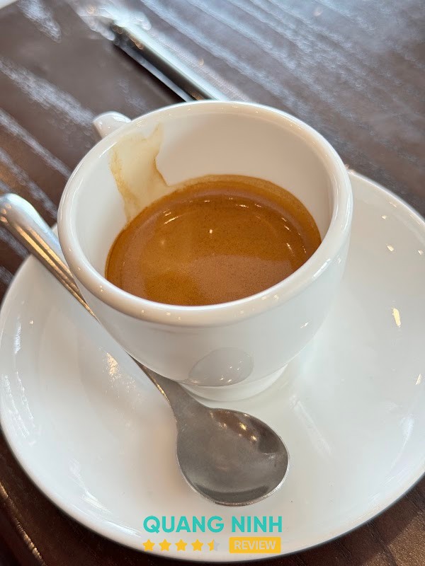 Hoàng Coffee - quán cà phê ở Uông Bí