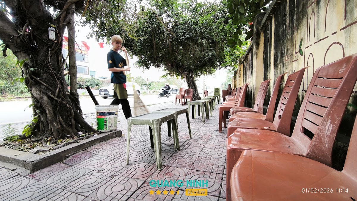 Cafe Bụi - quán cà phê ở Uông Bí